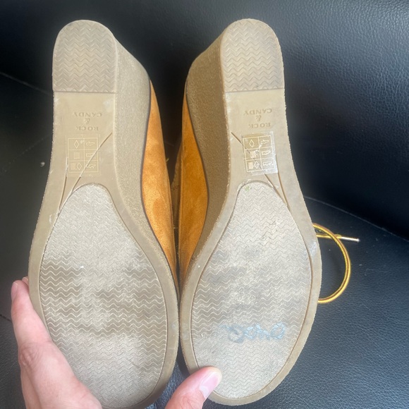 ❄️TAKE 50% OFF LIST PRICE❄️ Rock & Candy wedge boots - Picture 6 of 13